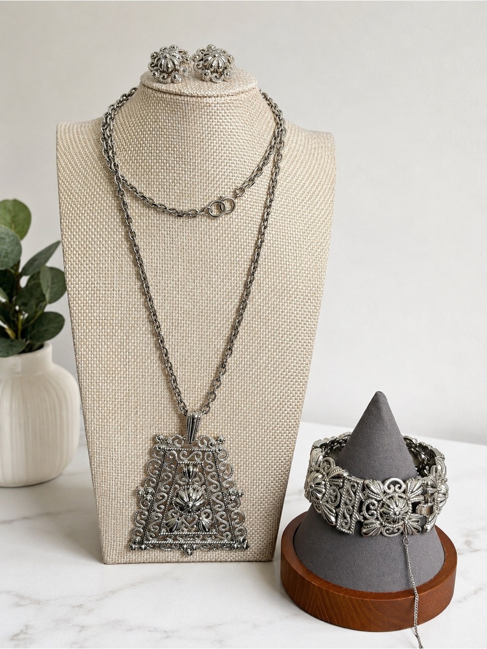 Trifari Silver-Tone Filigree Necklace, Bracelet & Clip Earrings Set